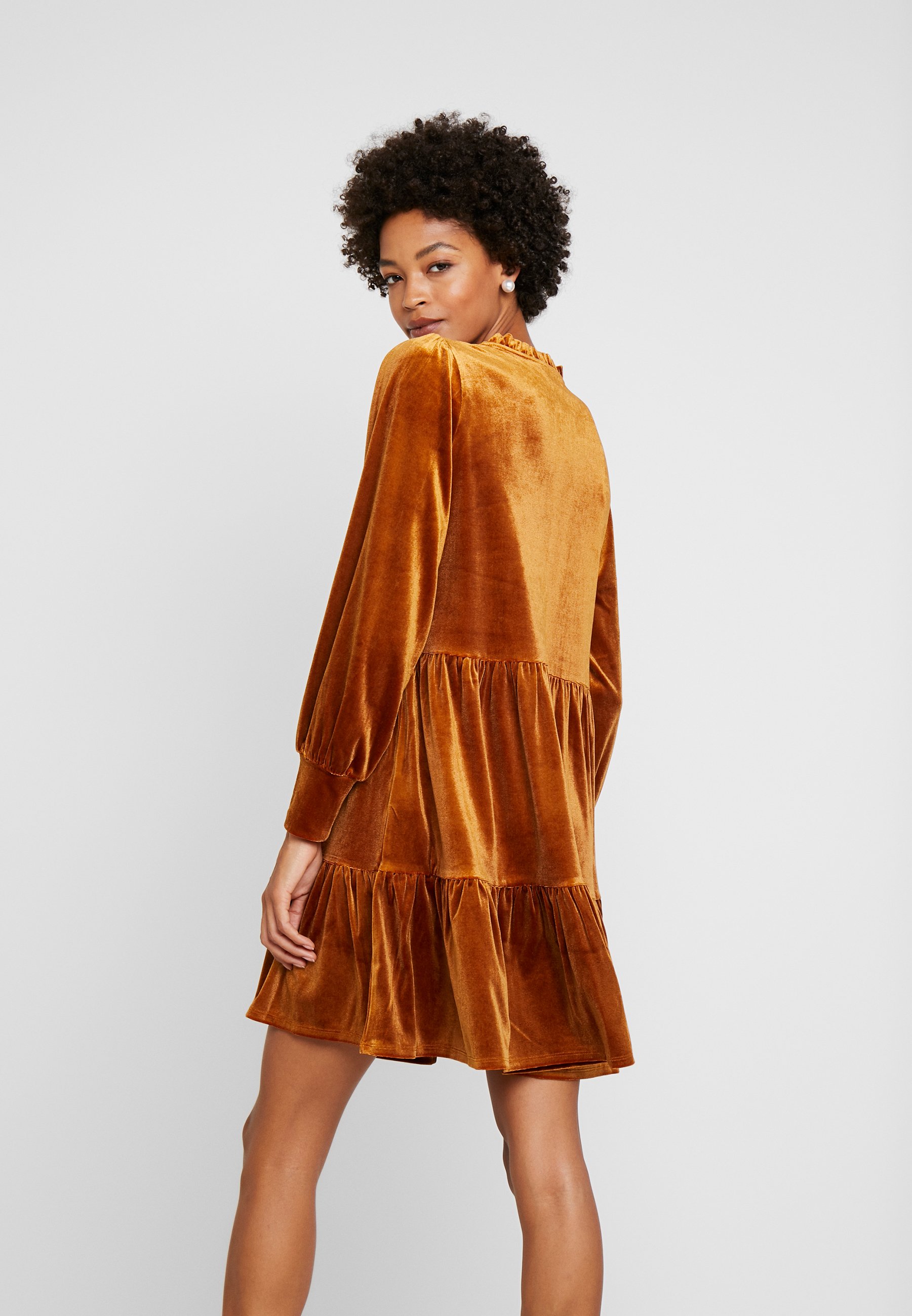 viggase dress