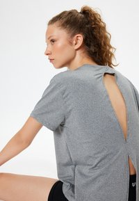 Koton Camiseta básica - grey