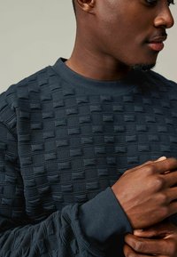 Next TEXTURE CREW  - Mikina - mottled blue