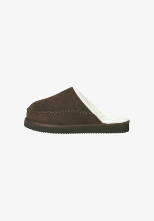 Mocassins en daim marron avec doublure en fausse fourrure, design à enfiler, forme courbée et semelle en caoutchouc texturé avec bords crantés pour une meilleure adhérence.