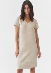 TATUUM TWIGA - Denní šaty - beige