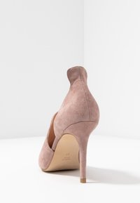 KIOMI Zapatos altos - mauve