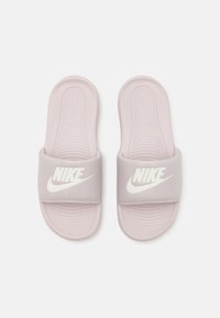 Nike Sportswear VICTORI ONE SLIDE - Papucsszandálok - platinum violet/sail