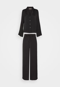 Não selecionado, black denim