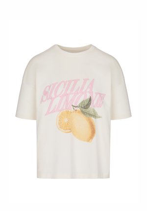 Weißes T-Shirt mit kurzen Ärmeln, vorne rosa Schriftzug "Sicilia Limone" und Grafik einer ganzen Zitrone sowie einer Zitronenscheibe mit grünen Blättern.