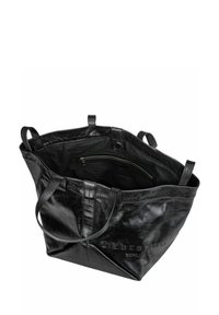 Czarna skórzana torba tote z podwójnymi uchwytami i przestronnym wnętrzem. Posiada zamykaną na zamek kieszeń oraz wytłoczone logo z przodu. Gładka struktura.