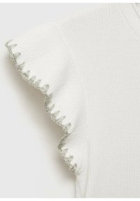 White ribbed t-shirt with short ruffled sleeves, featuring a light green decorative stitch along the edges. Soft, textured fabric.