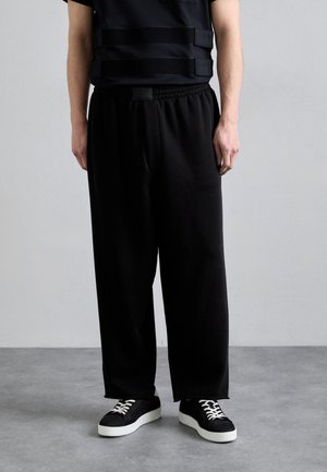 MINIMAL - Donji dijelovi trenirke - black