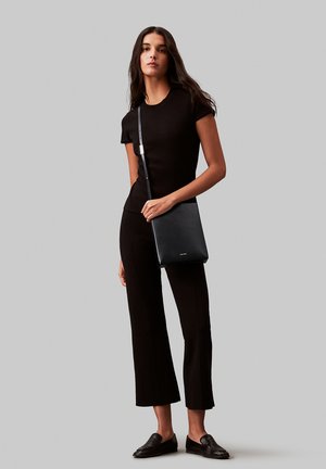 PAPER BAG CROSSBODY  - Cross body bag - black