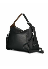 Borsa a tracolla in pelle nera texturizzata con tracolla regolabile e piccoli piedi in metallo alla base, inclinata per mostrare il profilo laterale e i dettagli della tracolla.
