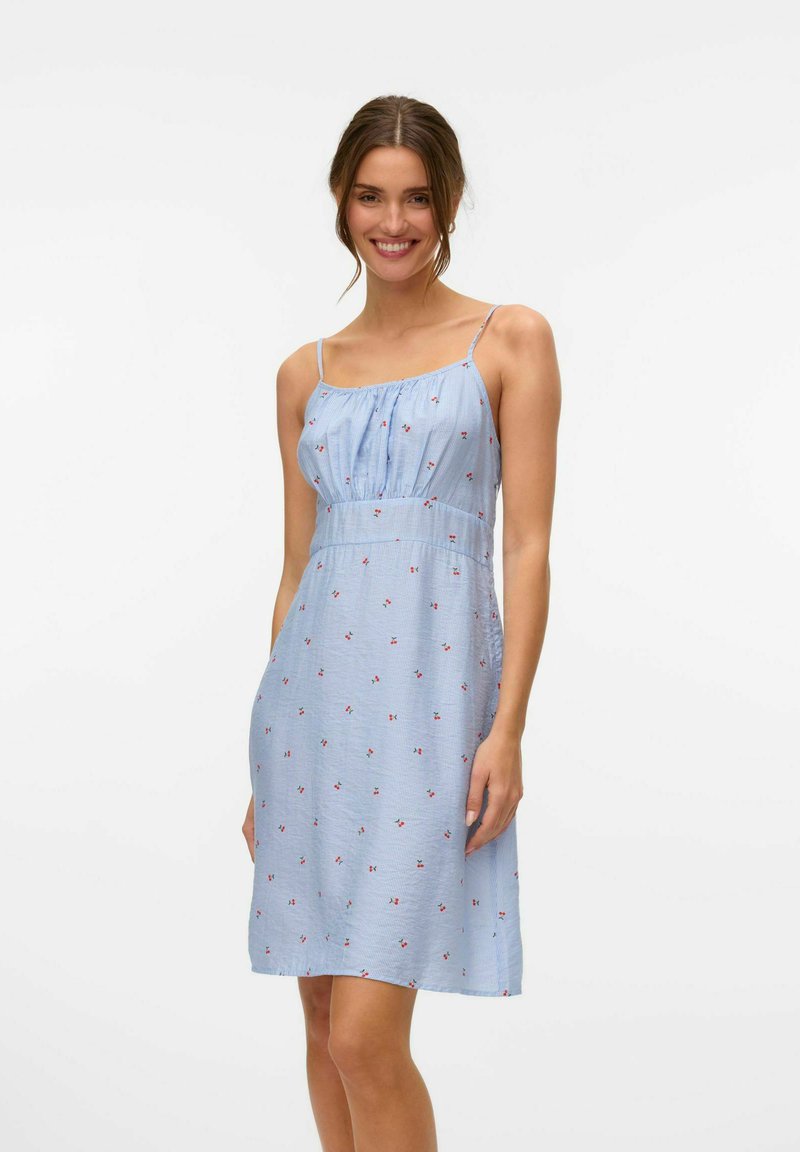Vero Moda COURTE - Vestito casual - snow white