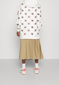 SIKSILK Felpa con cappuccio - beige