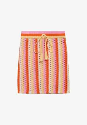 Pletena krila z oblekami v črtastem vzorcu v oranžni, roza, kremni in rumeni barvi, z vrvico za zategovanje v pasu in dekorativnimi resicami.