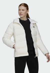 adidas Sportswear HELIONIC biały