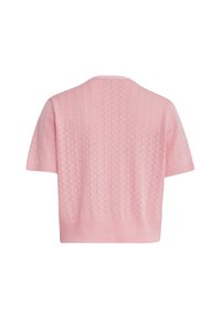 Kurzarmpullover aus strukturiertem pinkfarbenem Strickstoff mit einem gerippten Saum und einem dezenten geometrischen Muster auf der Rückseite.
