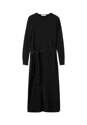 Črna obleka z dolgimi rokavi iz mehke tkanine, z okroglim izrezom in pasom, ki se povezuje v pentljo, s sproščenim krojem in ravnim robom.