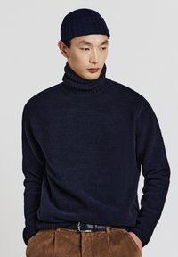 Unausgewählt, blu calliope