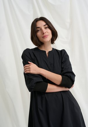 Culture CUANTOINETT 3/4 SLEEVE DRESS - Blusenkleid - black
