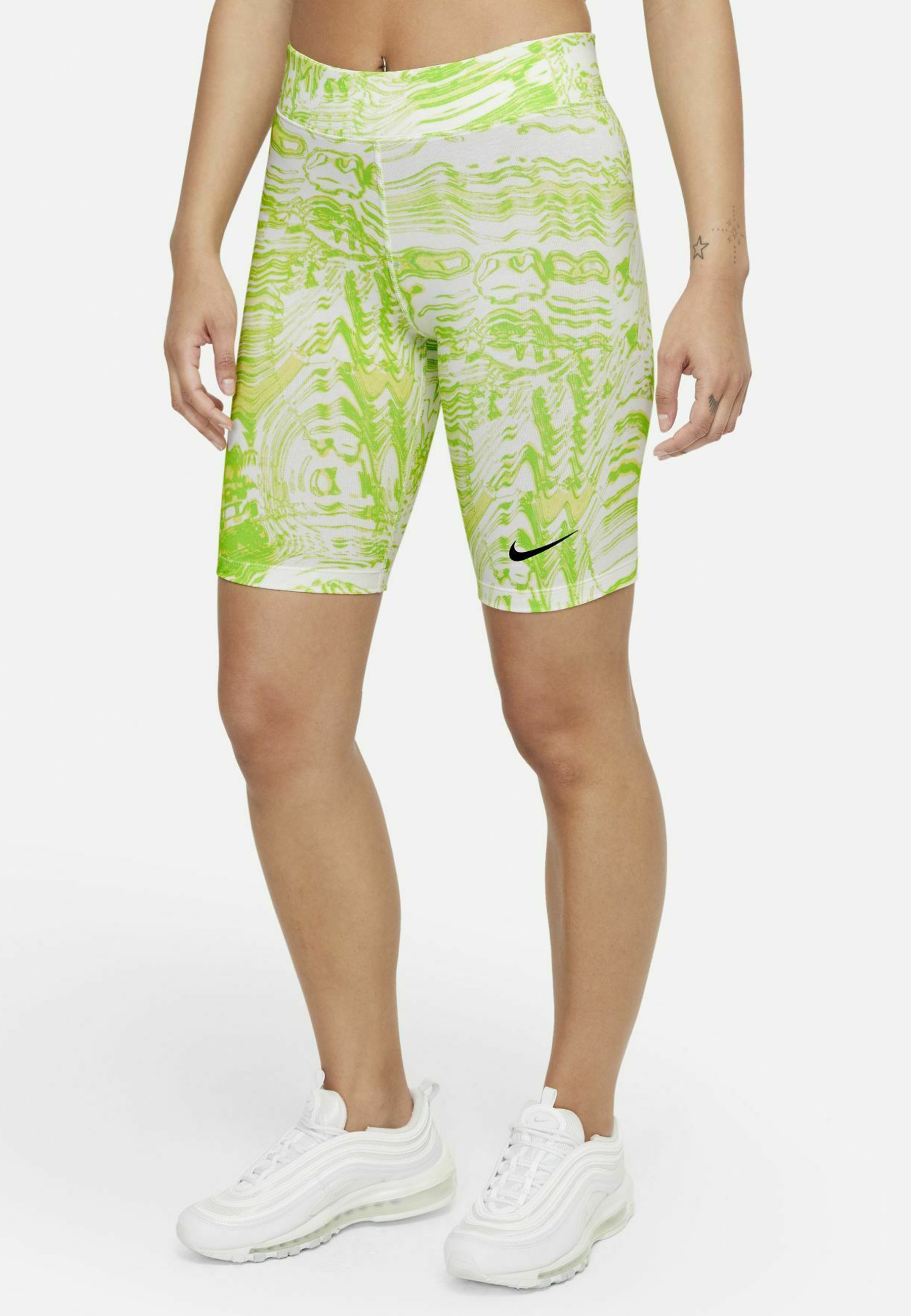 Nike Sportswear Pantaloncini sportivi - white/light lemon twist/bianco -  Zalando.it