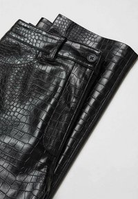 Mango CROCO - Broek - black