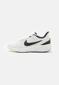 Δεν επιλέχθηκε, summit white/black/barely volt/white