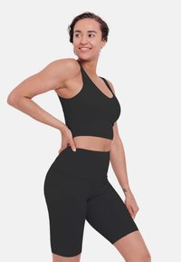 Araa Active KAMA - Tights - black