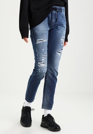 Jean boyfriend - destroyed denim