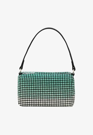 Strasszos kézitáska téglalap alakban, türkiz és ezüst árnyalatokkal, fekete pánttal és fémes díszítőelemekkel.