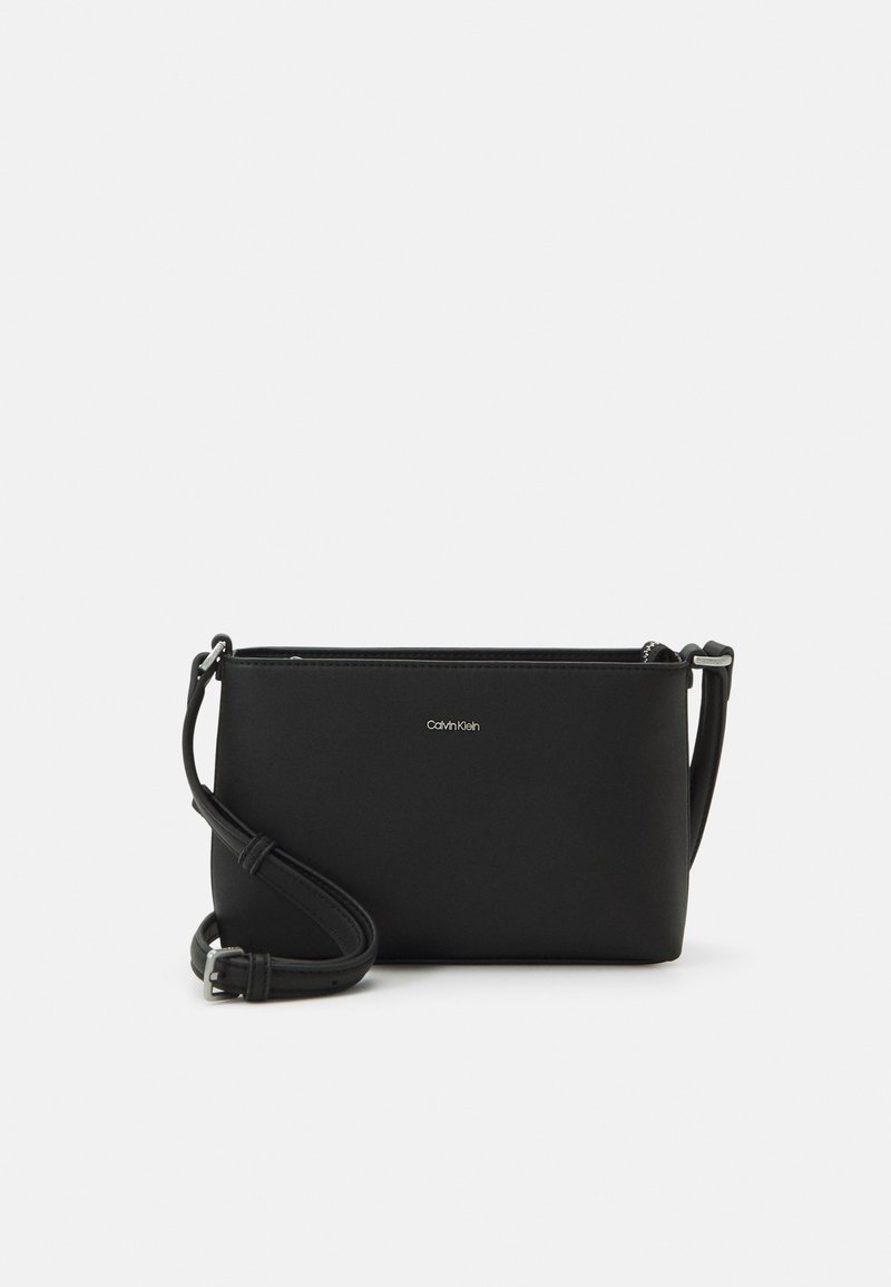 Calvin Klein MUST   - Axelremsväska - black