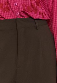 FLUID HIGH-WAIST - Housut - brown dark chocolate