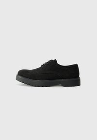 Unselected, black