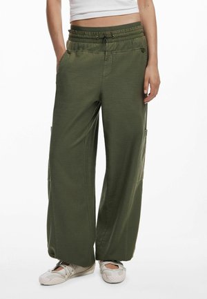 TWILL - Tepláky - green