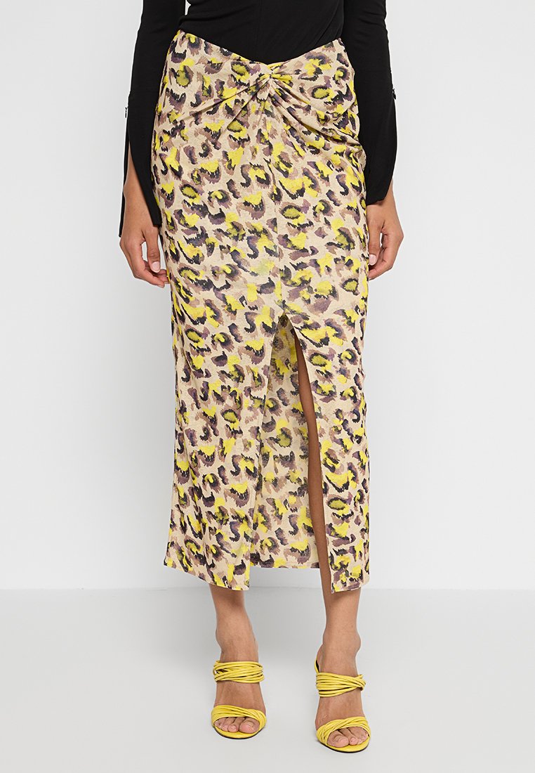 Nanushka Maxirok geel