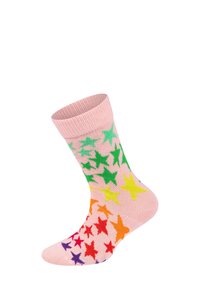 Lyserød sok med et farverigt stjernemønster i grøn, gul, orange, rød og lilla. Sokken står oprejst.