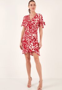 LELA REGULAR FIT - Rochie de zi - bordeaux