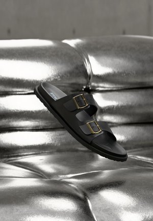 Steve Madden MAGNUS - Natikači - black