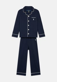 Vybráno, refined navy