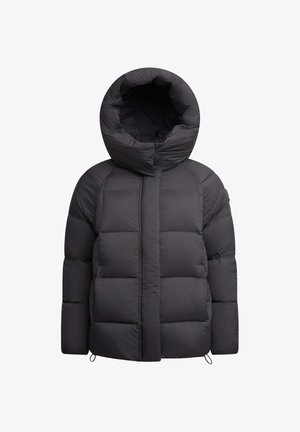 Giacca a vento nera con un ampio cappuccio, design trapuntato, chiusura frontale e cordino all'orlo. Texture liscia e isolamento spesso.