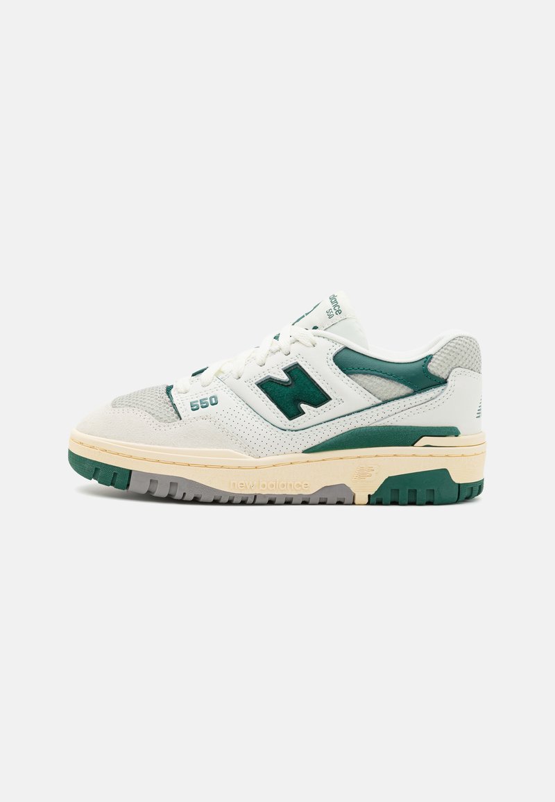 New Balance 550 - Sportcipő - off-white/beige/green