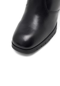 Lasocki WITH A BLOCK - Členkové čižmy na platforme - black