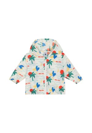 Weiße leichte Regenjacke mit Kapuze, verziert mit einem bunten Muster aus Palmen und abstrakten Motiven in Rot-, Grün-, Blau- und Gelbtönen.