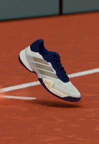 Unausgewählt, footwear white/cyber metallic/glory blue