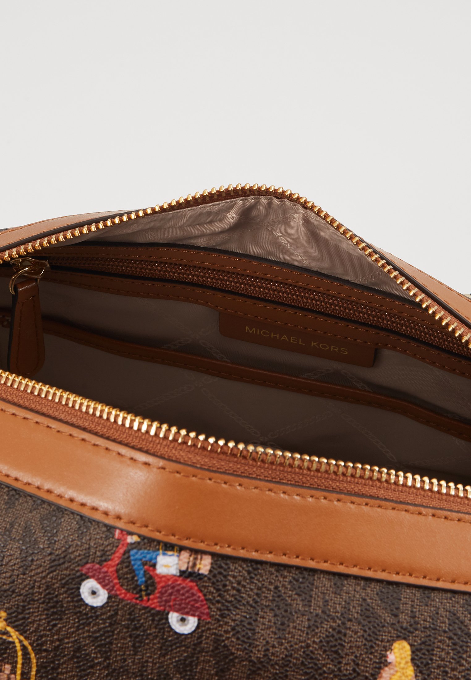 michael kors girls purses