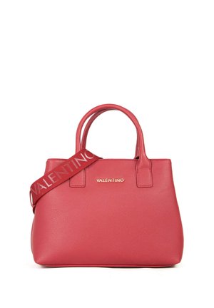 Borsa tote in pelle rossa con doppi manici e tracolla staccabile, rifinita con dettagli in oro e logo in rilievo sulla parte anteriore. Texture liscia.