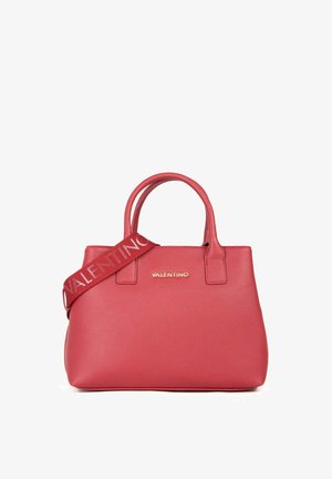 Borsa tote in pelle rossa con doppi manici e tracolla staccabile, rifinita con dettagli in oro e logo in rilievo sulla parte anteriore. Texture liscia.