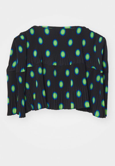 Μαύρη μπλούζα με μακριά μανίκια και ζωντανές μπλε και πράσινες βούλες, με πλισέ υφή και σχέδιο χαλαρής εφαρμογής.