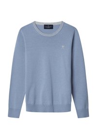 Maglione lavorato a maglia di colore azzurro chiaro con scollatura a girocollo, polsini e orlo a coste, con un piccolo logo bianco sul petto e una texture liscia.