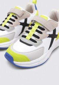 MUNICH TRACK - Zapatillas - white