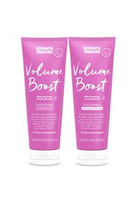 Roze knijptubes van Umberto Giannini Volume Boost verdikkende shampoo en conditioner, gelabeld met productdetails en een inhoud van 250 ml.