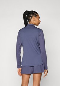 ASICS CORE 1/2 ZIP WINTER TOP - Langarmshirt - indigo fog